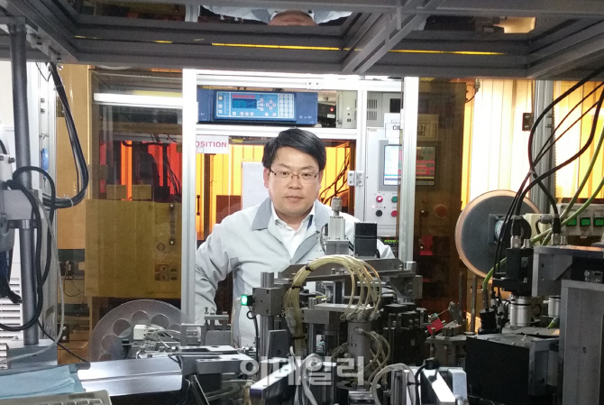 삼성SDI-신흥SEC, 30년 어깨동무 "브라운관서 배터리까지"