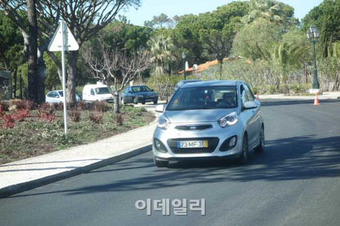 [현장에서]'불황탈출' 남유럽의 한국차 탐방기