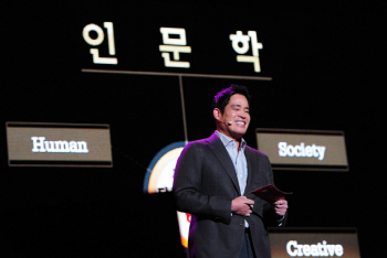 정용진 부회장, 올해도 인문학 전파 `앞장`