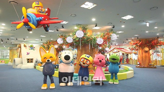 뽀로로파크, 4월 한달간 반값 행사