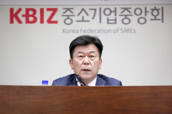 박성택 중기중앙회장 "해외전시회 KOTRA와 통합 반대"