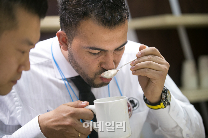 [포토]커피트렌드를 한눈에 '2015 서울커피엑스포' 개막