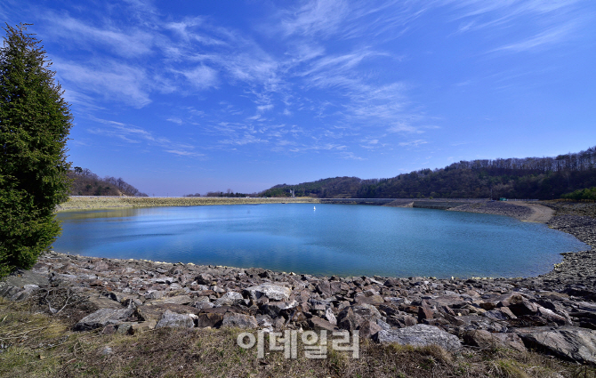 [e주말]가평에서 만난 천지 ‘호명호수’