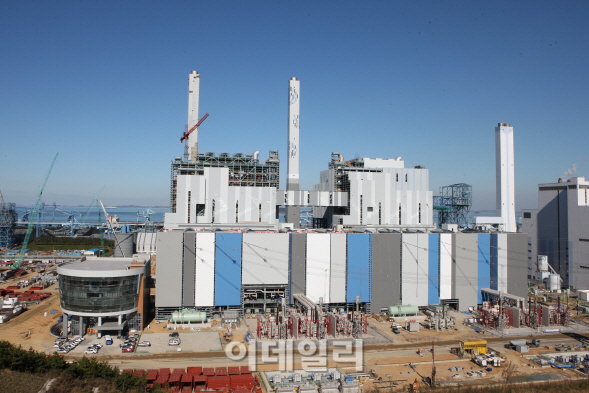 국내 첫 1000MW급 석탄화력발전소 당진 9호기 ‘점화’