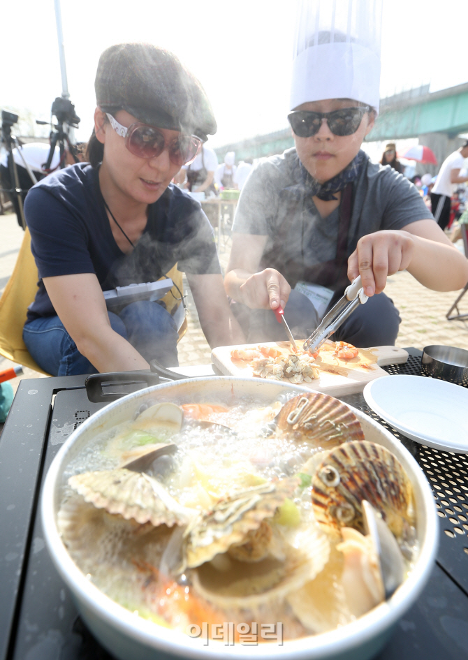 [포토]'보글보글 해물탕'
