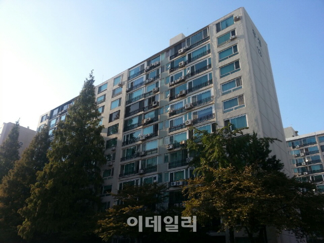 서울 아파트 값..봄기운에 녹다