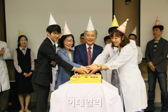 척추 전문 우리들병원, 개원 33주년 기념식 개최