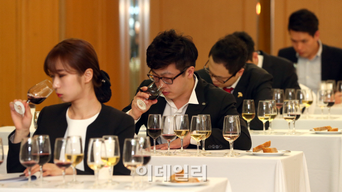 [포토]'제14회 한국 소믈리에 대회' 2차 예선