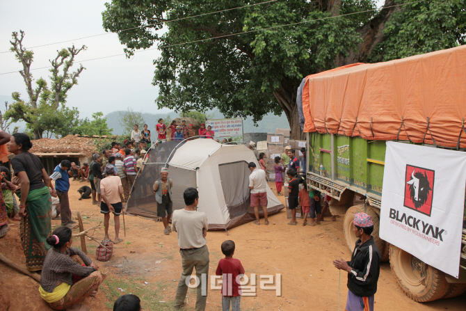 [포토]블랙야크강태선나눔재단, 네팔 지진 피해 복구에 7억원 규모 추가 지원