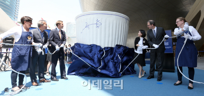 [포토]'자이언트 머그' 서울 상륙