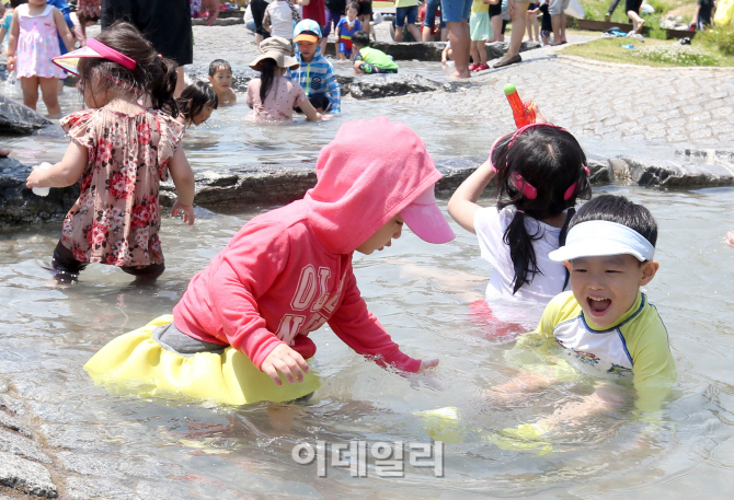 [포토]반갑다 무더위!