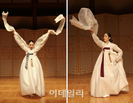 여무들의 '전통춤 배틀전'…'춤의 여왕' 뽑는다
