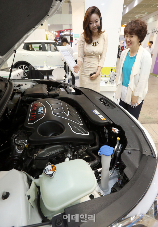 [포토]세계최초로 터보 LPG 직접분사엔진을 장착한 소나타 1.4T-LPDI