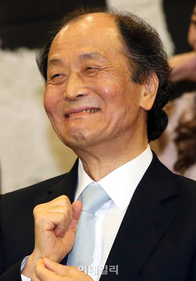 [포토]조정래 작가 '흐믓한 미소'