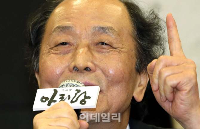 [포토]조정래 작가 '연출에 개입 안해요'