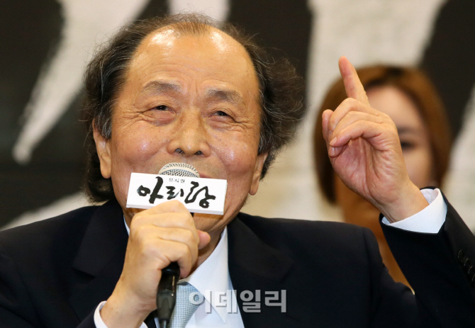 [포토]조정래 작가 '연출에 개입 안해요'