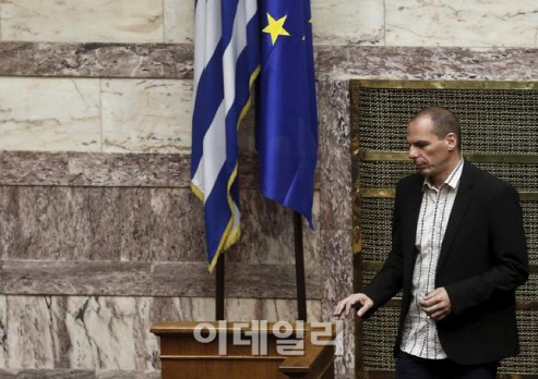 그리스 재무장관 "그렉시트 없다…부채탕감이 유일한 해결책"
