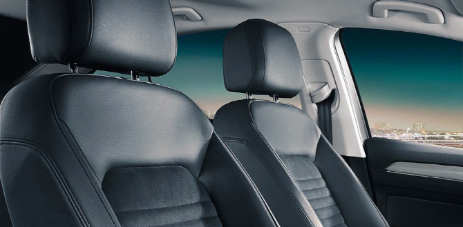 [포토]폭스바겐 '파사트 1.6 TDI 블루모션', 깔끔한 시트