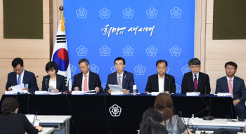 임기만료 앞둔 기관장에 해임건의 '눈가리고 아웅'