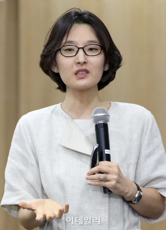 [포토]'행동재무학과 자산관리'란 주제로 강연하는 주소현 교수