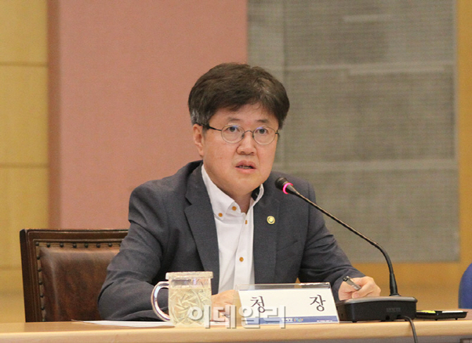 유경준 통계청장 "하계휴가 최대한 사용하라"