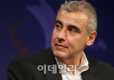 美 헤지펀드 재벌 라스리 " 유럽은행 채권, 지금 살 시기"