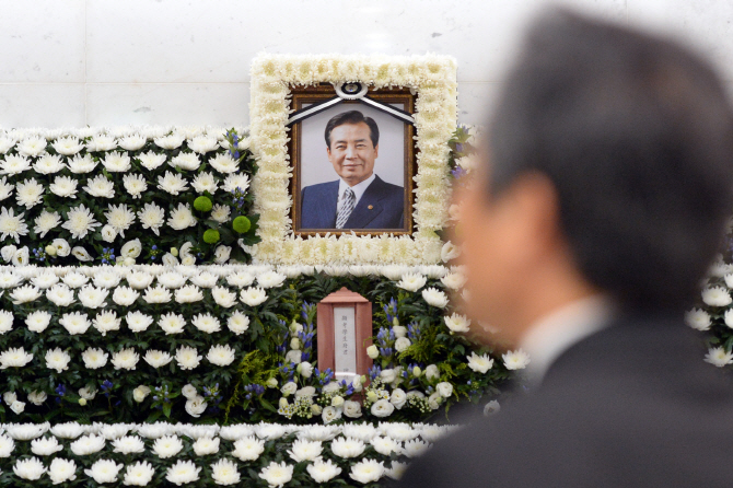 박상천 前 민주당 대표, 지병으로 별세