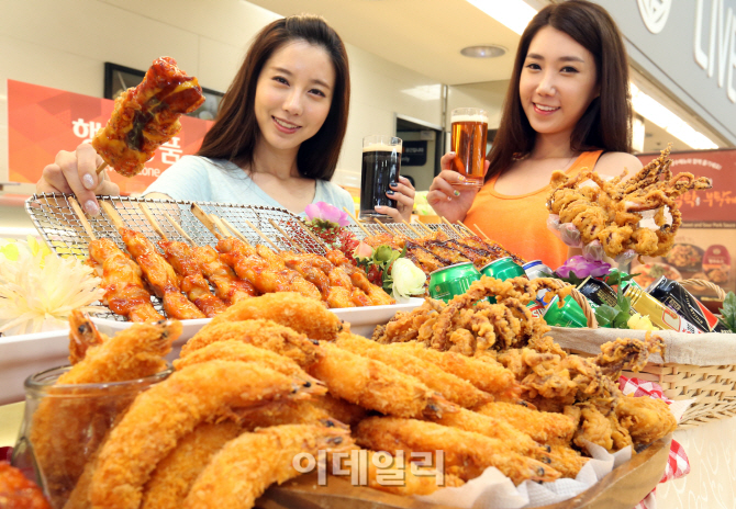 [포토]'롯데마트, 열대야 맞이 야식대전'