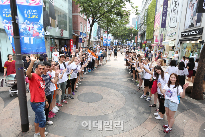 푸른눈 서포터스 "한류를 세계에 알리는게 우리 숙명"
