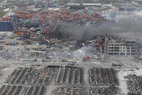 中 톈진 물류창고 폭발사고 사망자 85명…독성물질 우려도