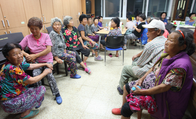 [포토] '북 포결도발' 지석초로 대피한 강화도 주민들