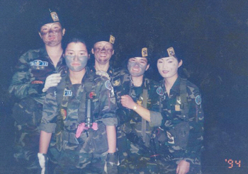 ‘고공강하만 4천회·전 교육 이수’ 男보다 무서운 특전女軍 3인방