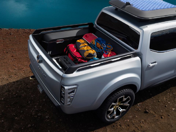 르노 '알래스칸 콘셉트카', 실용성 굿!                                                                                                                                                    