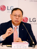 유럽주방 장악 선언 LG, 가상현실로 펴낸 삼성월드…IFA 들썩