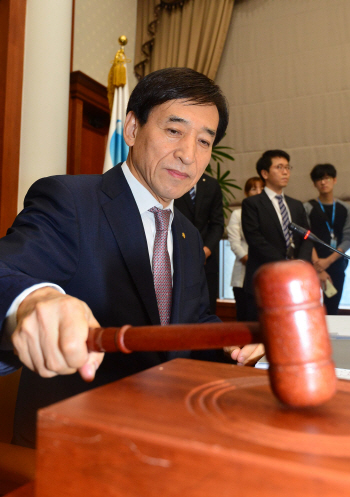 [일문일답]이주열 "수출 7월 전망치보다 부진"