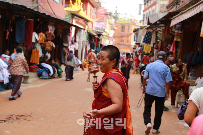 [여행] 대지진도 허물지 못한 삶의 희망…네팔 카트만두