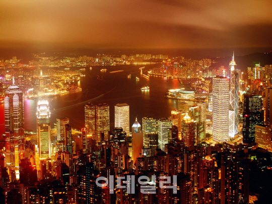 홍콩, 요우커 일본에 뺏겨…8월 관광객 6.6% 감소