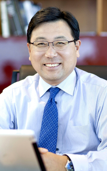 도성환, MBK의 홈플러스號 승선하나 못하나?