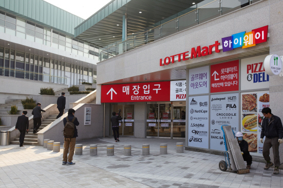 귀성길에 지친 마음..이색 휴게소에서 달래볼까