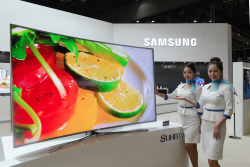 삼성 미러 디스플레이, LG 블랙 올레드TV…혁신 경쟁 치열                                                                                                                                                  