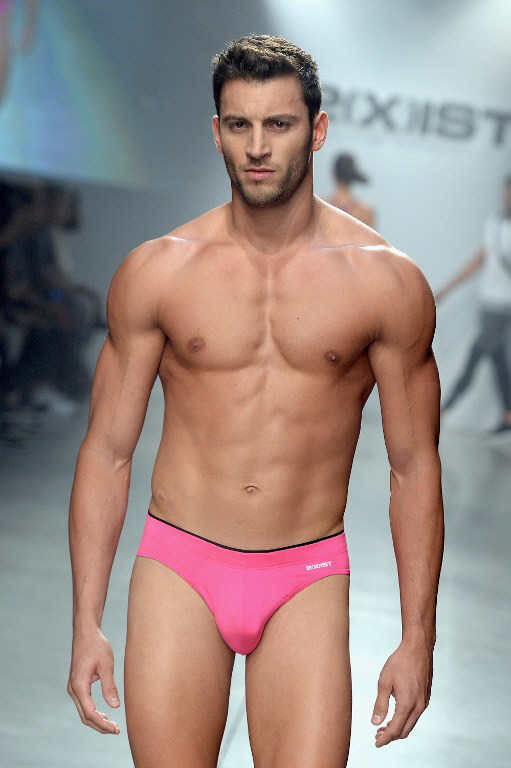  언더웨어 브랜드 2(X)IST, 2016 봄-여름 패션쇼                                                                                                                                                     