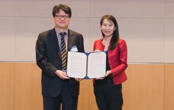 카페24, 국내 최초 알리페이 '이패스'와 협력..해외직판 기업 지원