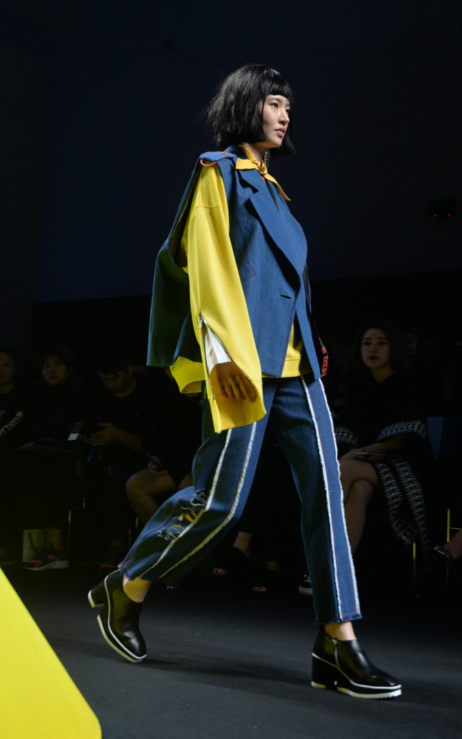 [포토] 시원한 컬러