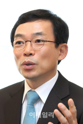이승철 전경련 부회장 "규제개혁으로 창업 오아시스 만들어야"