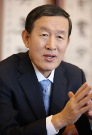 허창수 GS 회장, 청년희망펀드에 사재 30억원 기부