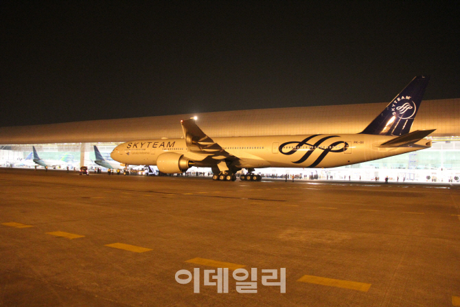 "제주 제2공항 건설로 외국인 관광객 2배 이상 늘 것"