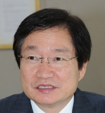 김영석 해수부 장관, '진도 팽목항' 찾는다
