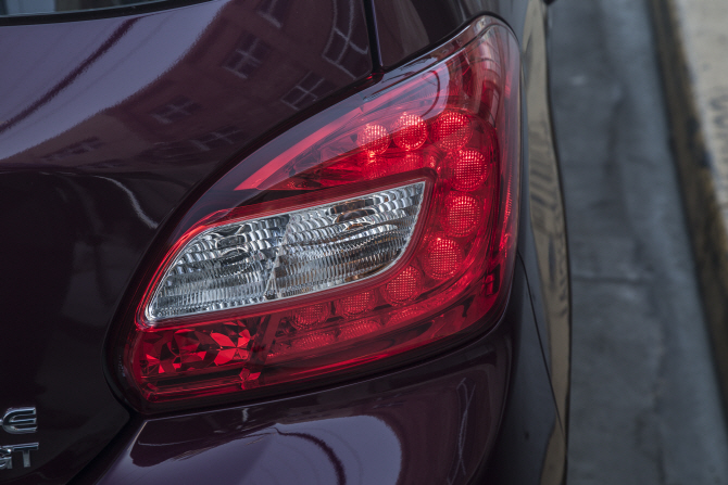 미쓰비시 '뉴 미라지', 리어램프                                                                                                                                                          