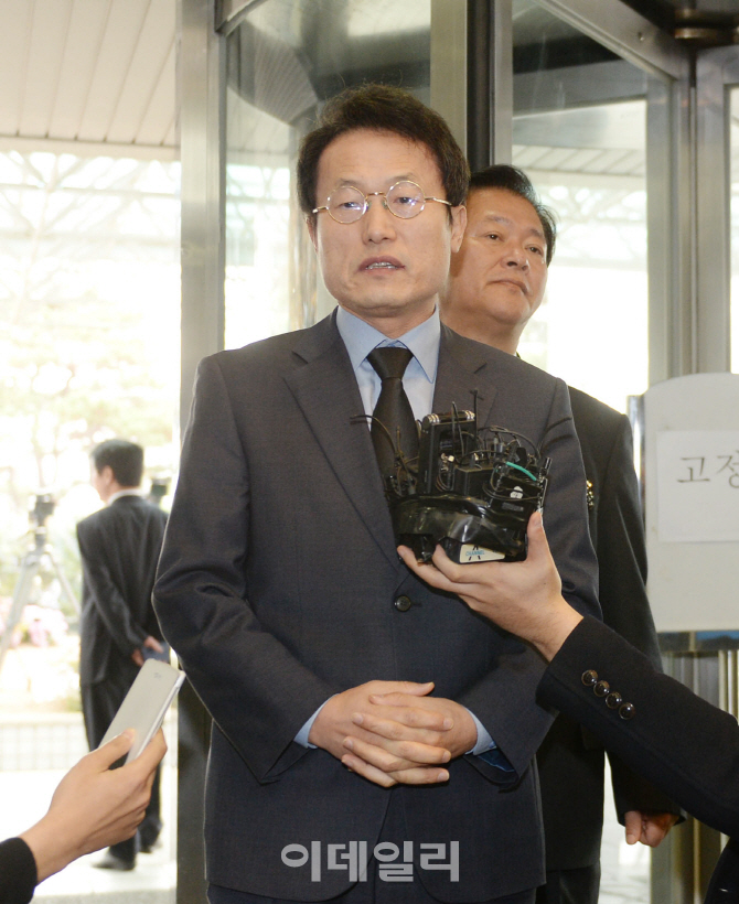 [포토]YS 빈소 찾은 조희연 서울시 교육감