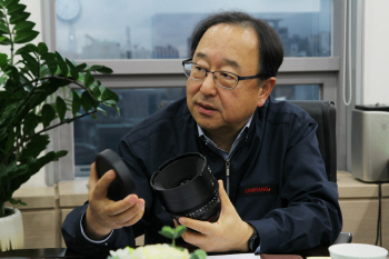 삼양옵틱스 "동영상·AF렌즈 진출…글로벌 브랜드로"